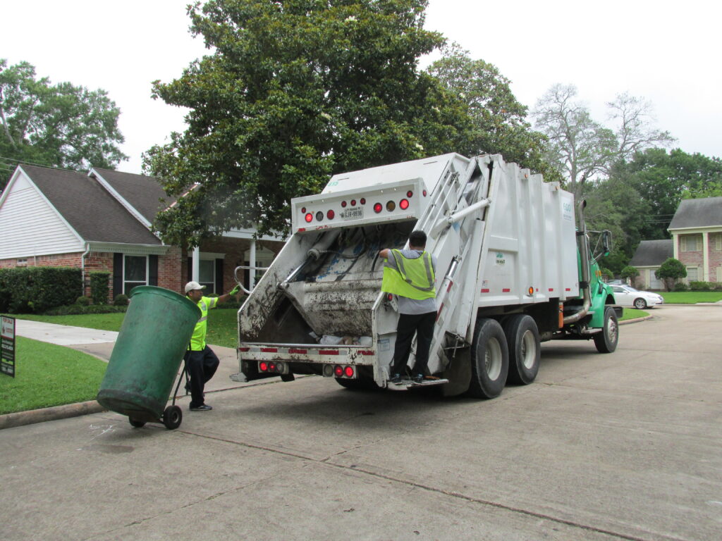 Fast Trash Removal Services | Dedham, MA
